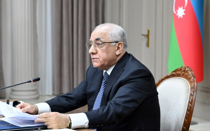 Baş nazir: Uzun müddət antropogen təsirlərin davam etməsi nəticəsində Bakı Buxtasında çirklənmə dərinləşir