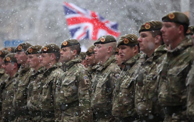 Böyük Britaniya Ukraynadakı hərbi qulluqçularının sayını artırıb