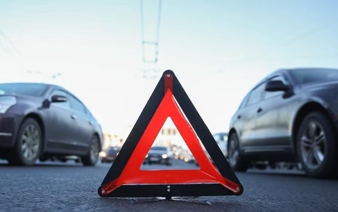 Bakıda avtomobil piyadanı vuraraq öldürdü