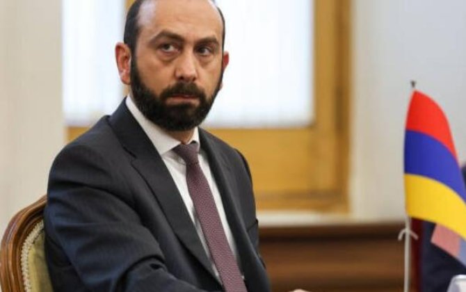 Mirzoyan Erməni Apostol Kilsəsinin keşişlərini hökuməti devirməyə cəhddə ittiham etdi