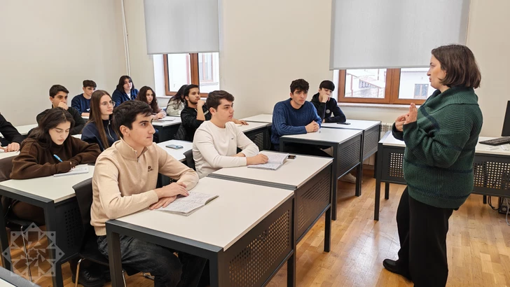 Карабахский университет становится интеллектуальным центром региона-ФОТО