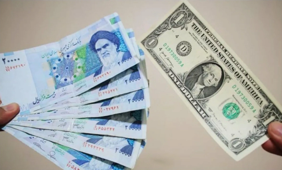 İranda dolların məzənnəsi tarixi rekord müəyyənləşdirib