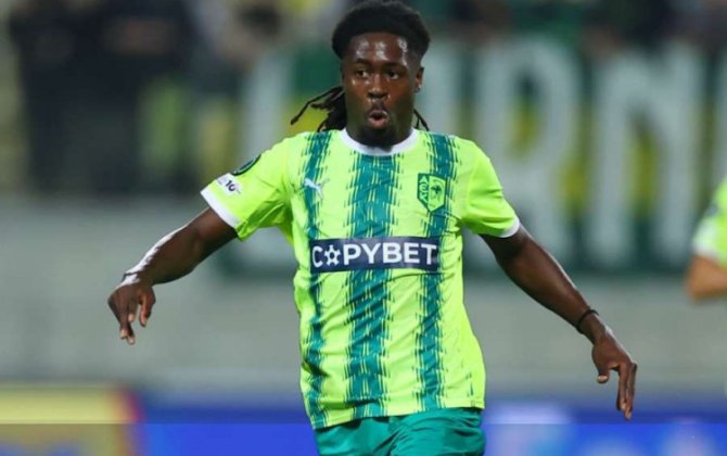 Fransalı müdafiəçi 