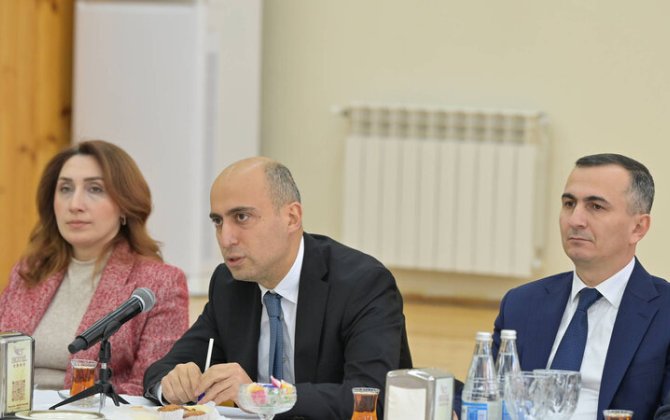 Emin Əmrullayev Mingəçevirdə gənc müəllim və direktorlarla görüşdü - FOTO