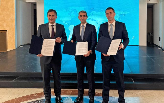 В Тбилиси подписаны договоры по БТК