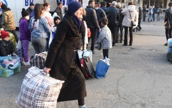 Qazax, Tovuz, Ağstafa və Gədəbəylə həmsərhəd ərazilərdə məskunlaşmış ermənilər xaricə köçür...-