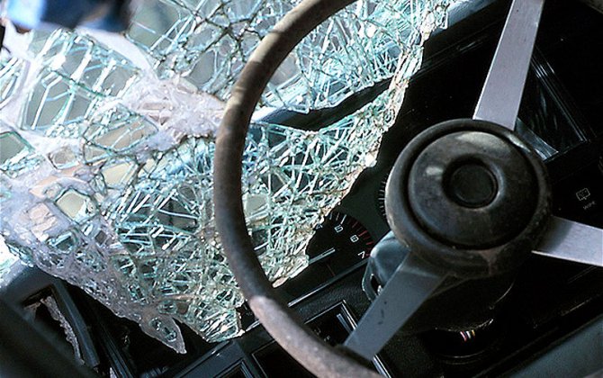 Ağdamda maşın aşıb, xəsarət alan var