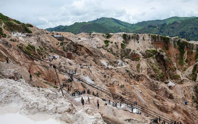 Konqoda mədənin çökməsi nəticəsində azı 227 nəfər ölüb