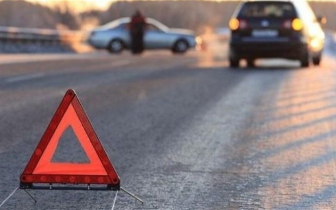 В Хачмазе на платной автодороге грузовик насмерть сбил пешехода