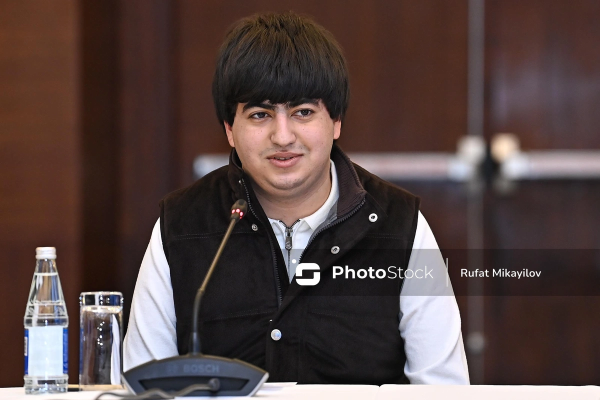 19-летний Рашад, которому впервые в Азербайджане пересадили сердце от умершего донора, обратился с призывом-ВИДЕО