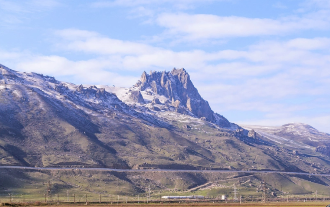 Beşbarmaqda karvansaray aşkarlanıb