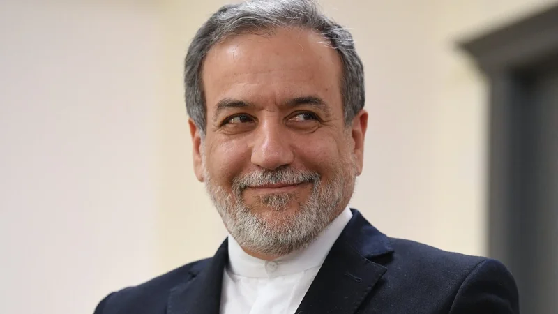 Арагчи: США должны гарантировать отказ от атак на Иран для возобновления переговоров