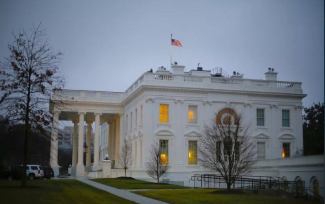 Donald Tramp Ağ Evdə Kolumbiya Prezidenti Qustavo Petronu qəbul edib