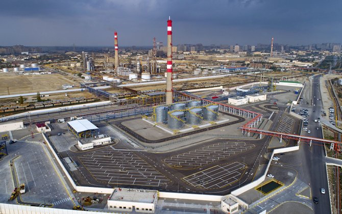 SOCAR назвала планы по производству бензина и дизеля Euro-5 в 2026 году