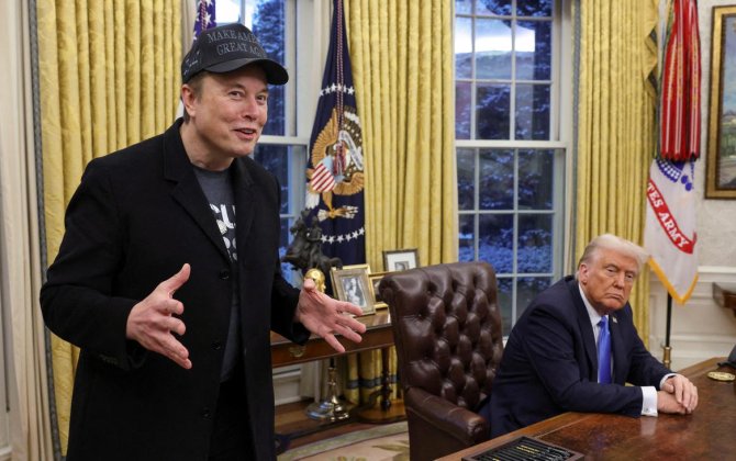 Богатейший человек в мире заявил, что он несчастлив