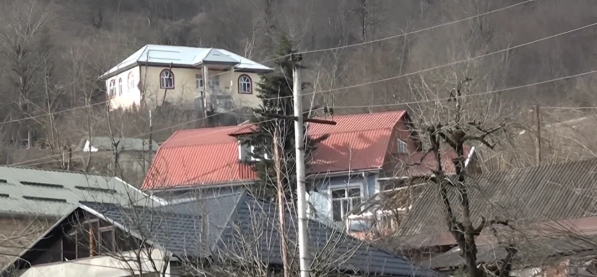 Lerikdə kənd sakinləri günlərlə işıqsız qalırlar - VİDEO