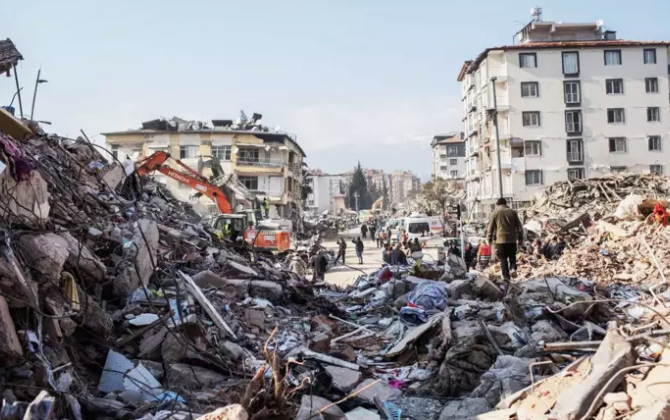 Əsrin fəlakətindən üç il ötür