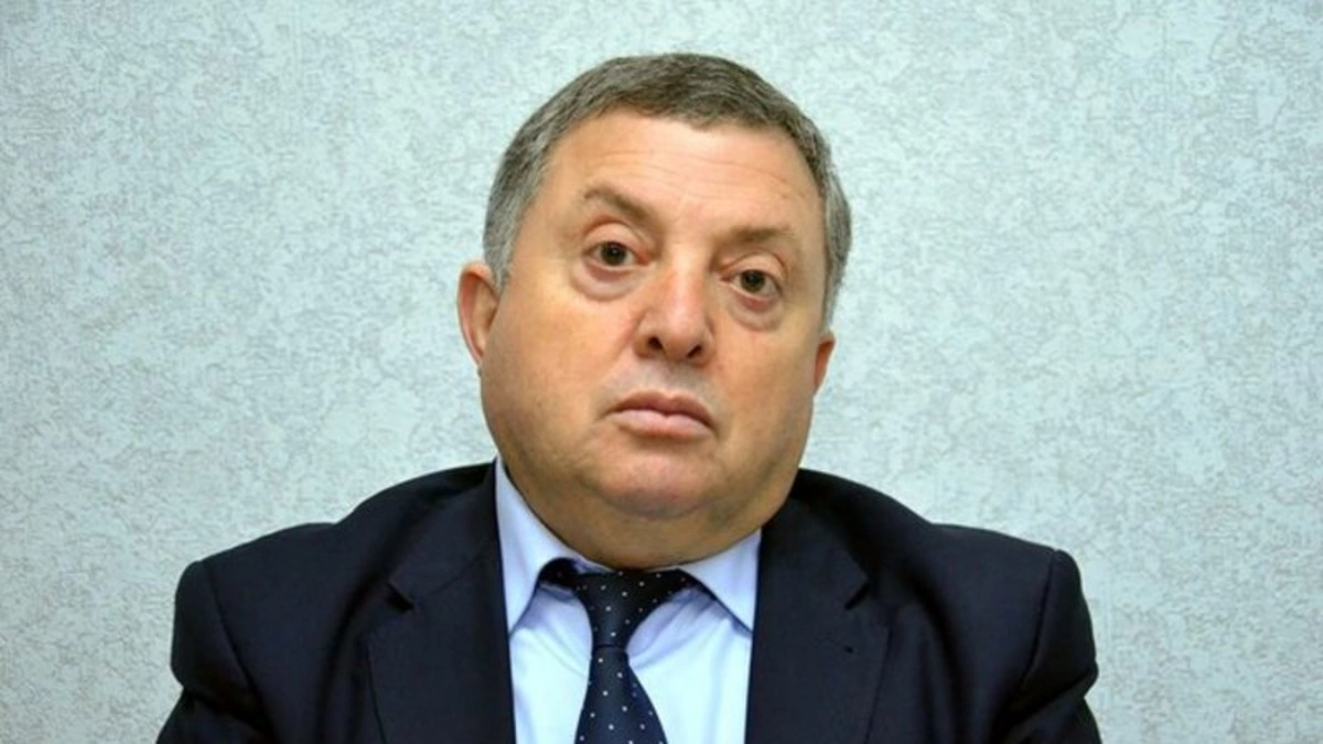 Qafar Əliyev vəzifəsindən azad olundu