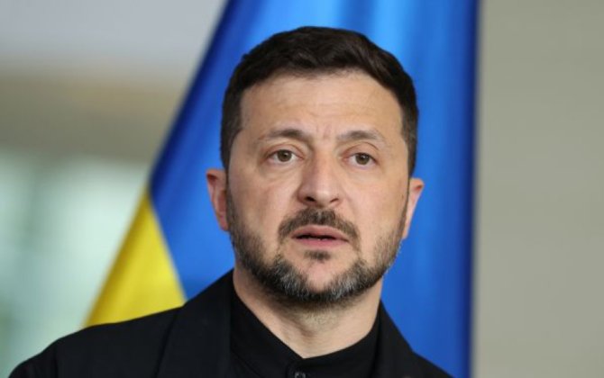 Ukrayna Prezidenti: Bəzi bölgələrdə Hərbi Hava Qüvvələrinin işi qənaətbəxş deyil