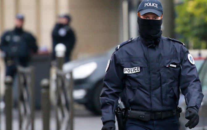 В салон красоты во Франции бросили гранату, пострадали шесть человек