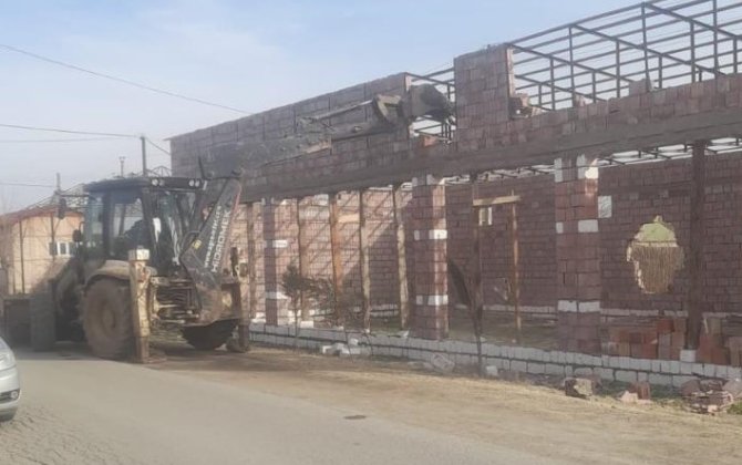 Füzulidə qanunsuz tikili söküldü - FOTO/VİDEO