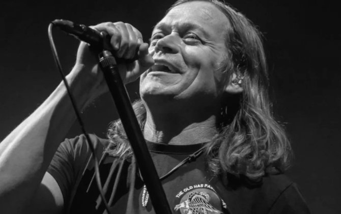 Умер вокалист культовой рок-группы