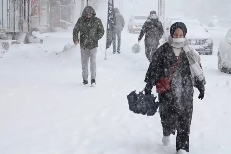 Hava kəskin soyuyacaq: Qar, güclü külək XƏBƏRDARLIĞI