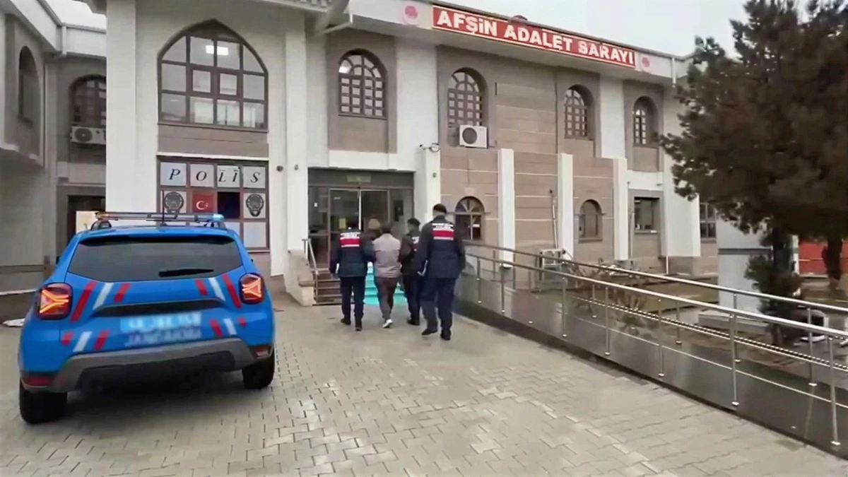 FETÖ под прицелом: в Турции арестованы десятки человек