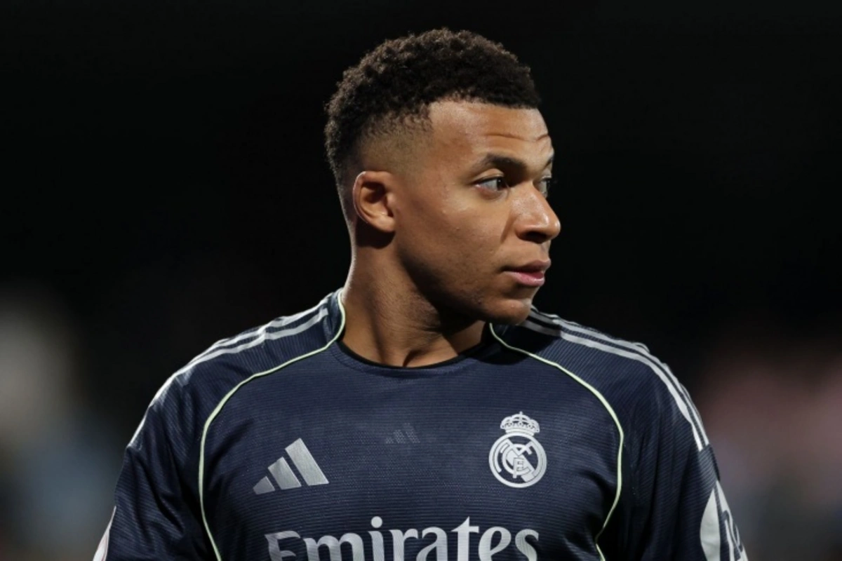 Mbappe hakimləri təlxək adlandırıb