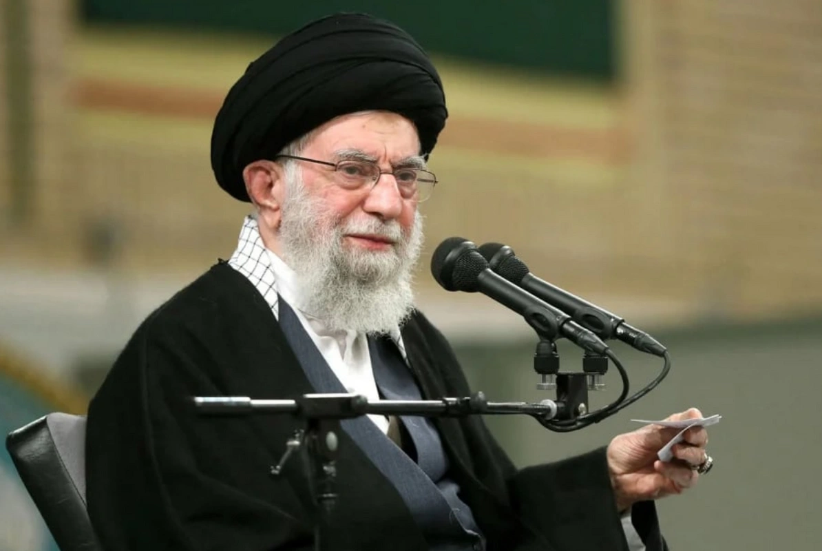 Xamenei 2000-dən çox məhkumu əfv etdi