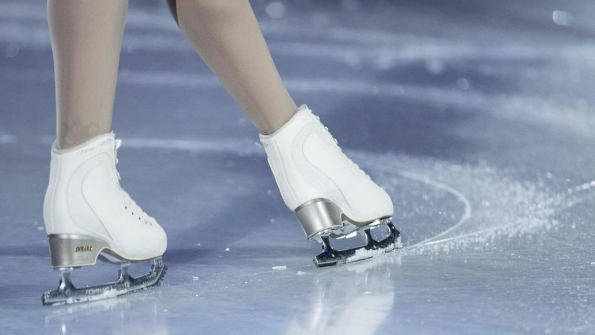 Yapon fiqurlu konkisürənlərinin şikayətindən sonra podiumun səthi dəyişdiriləcək