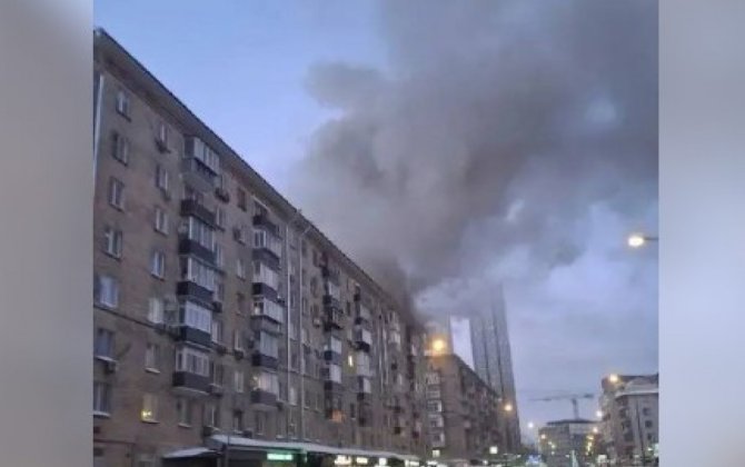 Moskvada yaşayış binasında yanğın olub