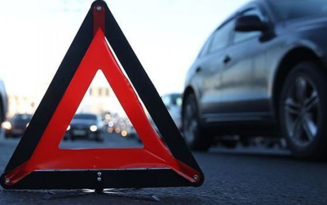 Ağdaşda avtomobil aşıb, 4 nəfər xəsarət alıb