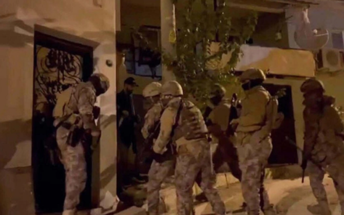 İzmirdə FETÖ-yə qarşı əməliyyat zamanı 12 nəfər saxlanılıb