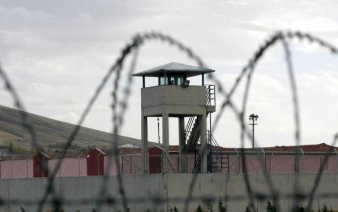 Ərdəbildə daha 100 nəfər həbs edildi