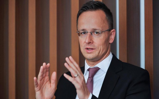 Siyarto: Aİ Ukrayna üzrə sülh səylərinə zərbə vurur