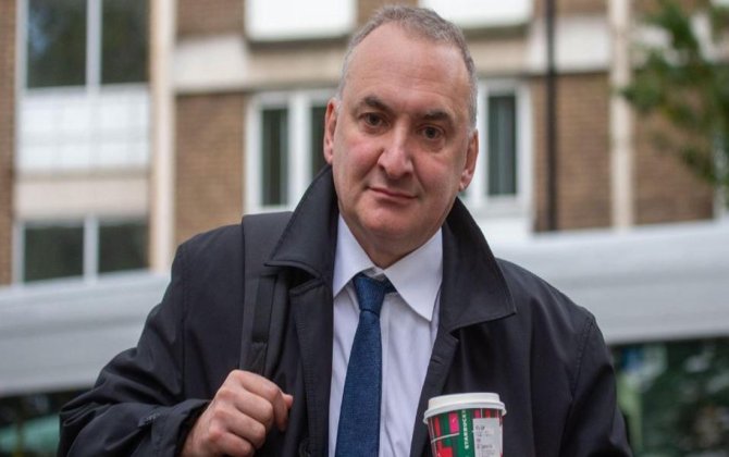 Britaniya Dövlət Xidmətinin rəhbəri istefa verib