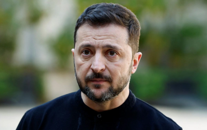 Zelenski: Rusiya energetika obyektlərinə kütləvi zərbələr endirib