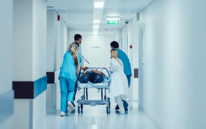 10 gün əvvəl hamamda yıxılan kişi xəstəxanada öldü