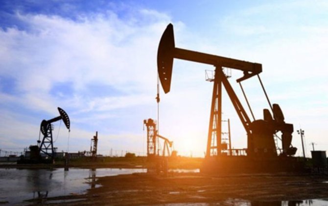 Азербайджанская нефть подешевела до $70