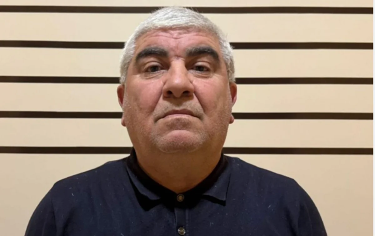 Вынесен приговор педагогу, присвоившему 214 000 манатов