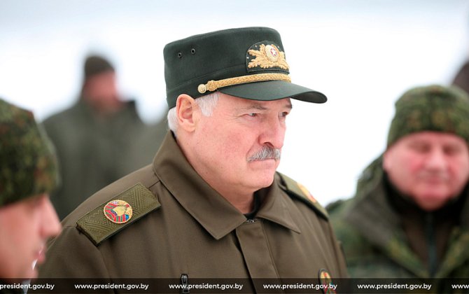 Лукашенко проверил стрельбы и остался недоволен подготовкой