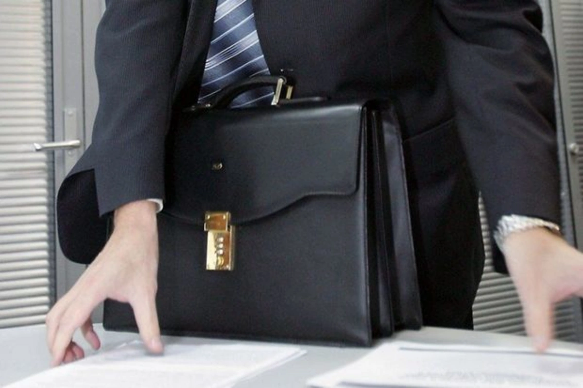 В Бинагадинском районе назначен новый главный архитектор в возрасте 66 лет-ФОТО