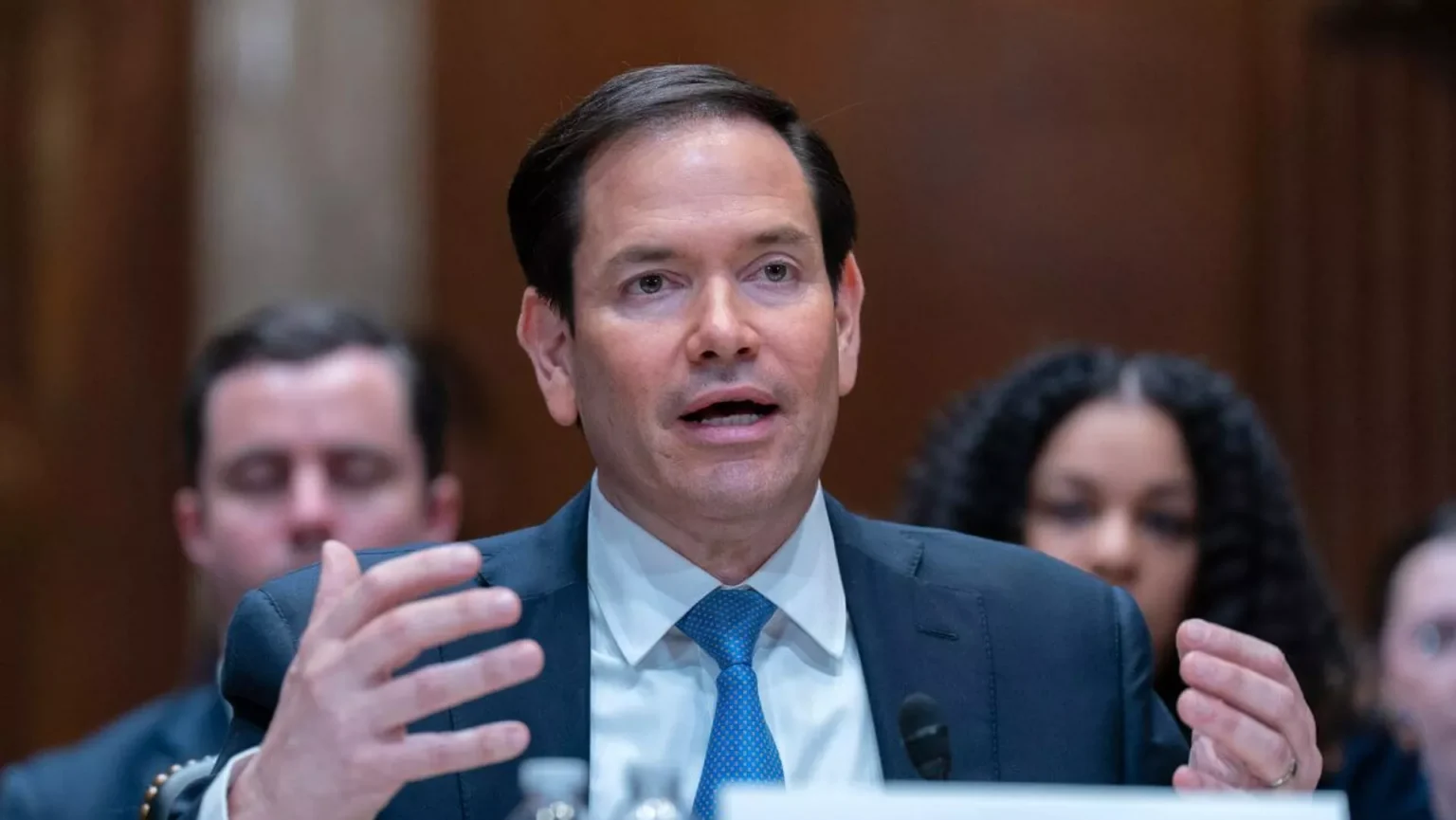 Рубио отменил встречу с лидерами ЕС по Украине и отправился к Орбану