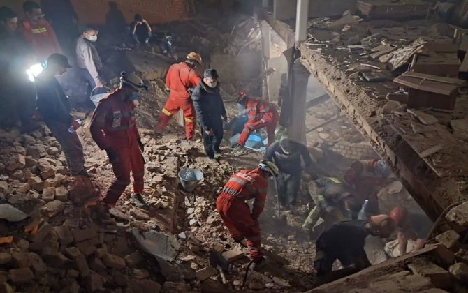 Yaşayış binasında partlayış baş verib, ölən və yaralananlar var