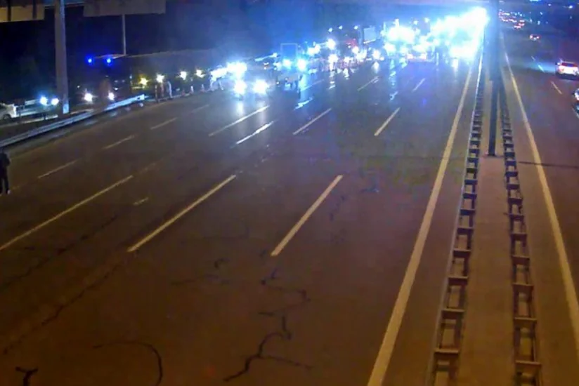 На аэропортовском шоссе ограничено движение транспорта