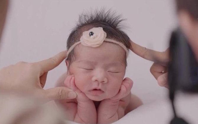 “2 yaşına qədər uşaqların göz diafraqmaları açıq olur, fotosessiya zamanı kor ola bilərlər” - Məşhur fotoqrafdan valideynlərə XƏBƏRDARLIQ