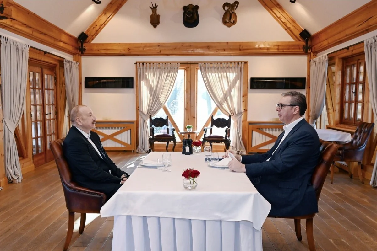 Azərbaycan və Serbiya prezidentləri qeyri-rəsmi səhər yeməyində iştirak ediblər - FOTO