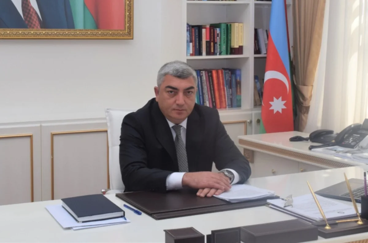 İcra başçısı iki vəzifəli şəxsi işdən çıxardı - FOTO