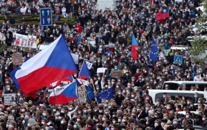 Народ вышел за президента